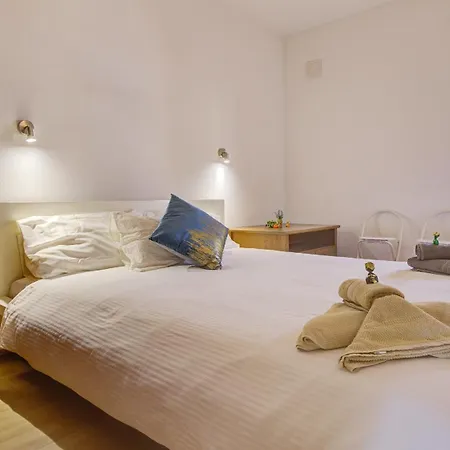 Private Terrace - Pool - Wifi Apartment *